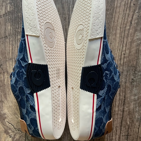 COPY - Limited Edition Coach sneakers!💙 - Picture 6 of 12